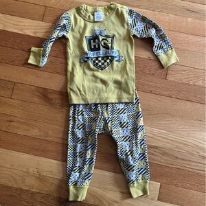 Hanna Andersson 2T Hufflepuff Pajamas